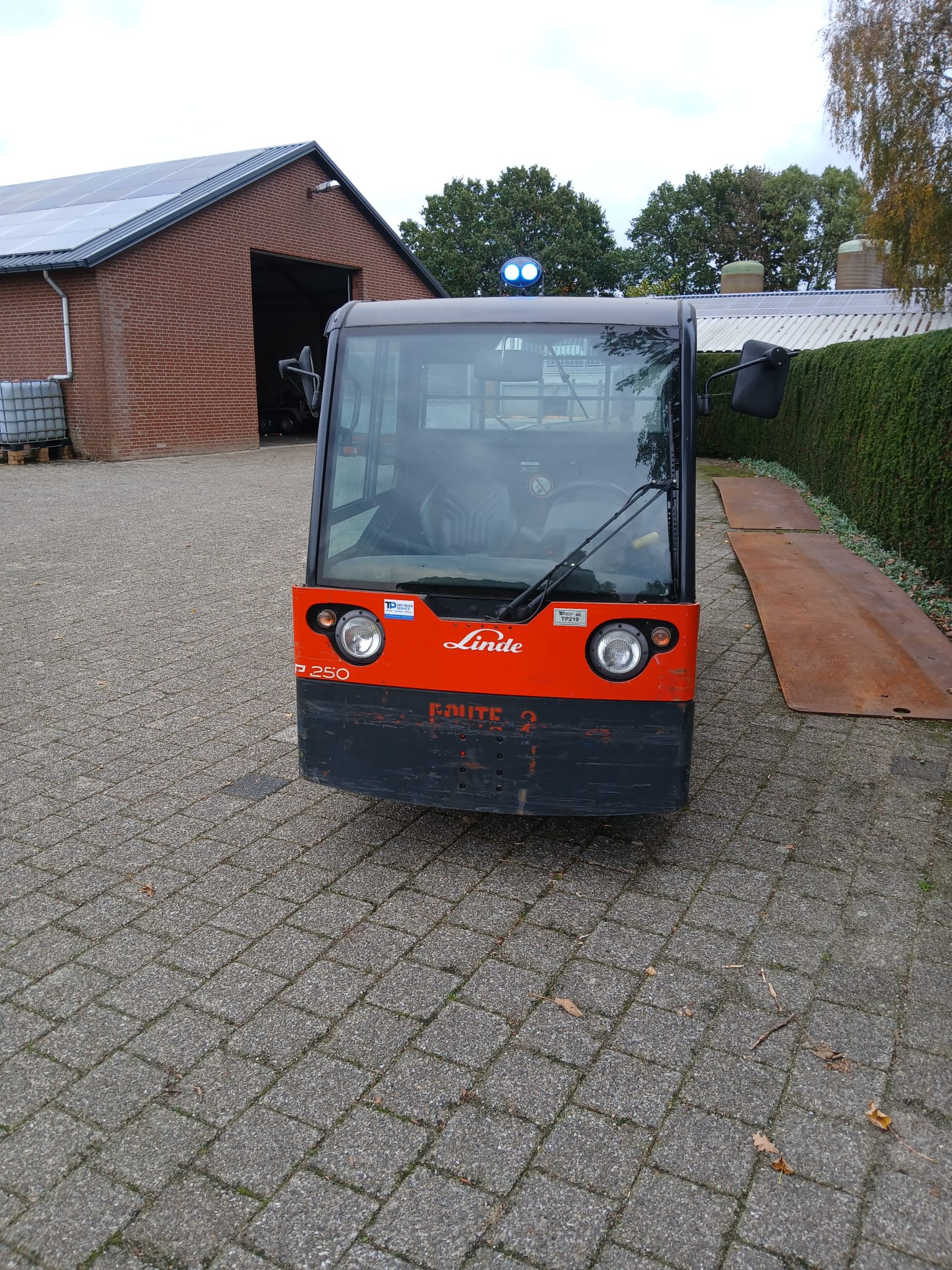 Linde trekker P250